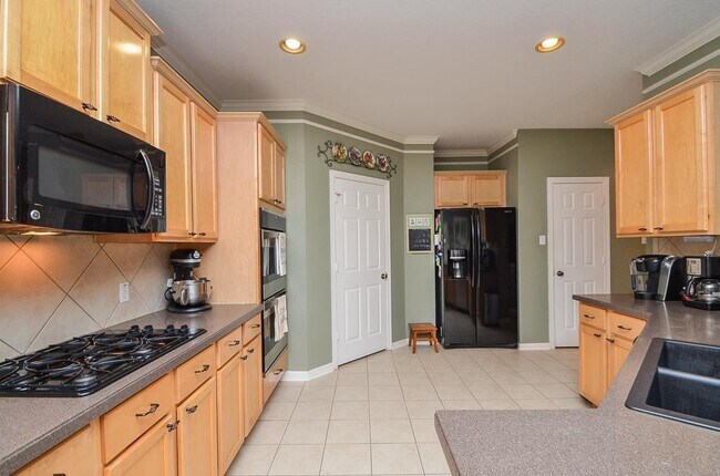 Building Photo - 3222 Twinmont Ln