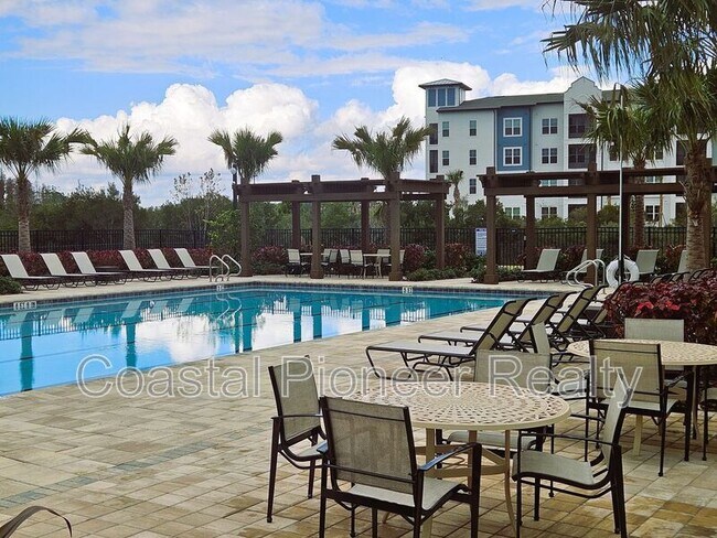 Building Photo - 32476 Weathered Oak Dr