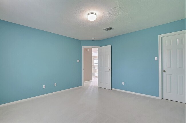 Building Photo - 2803 Norwood Hills Dr