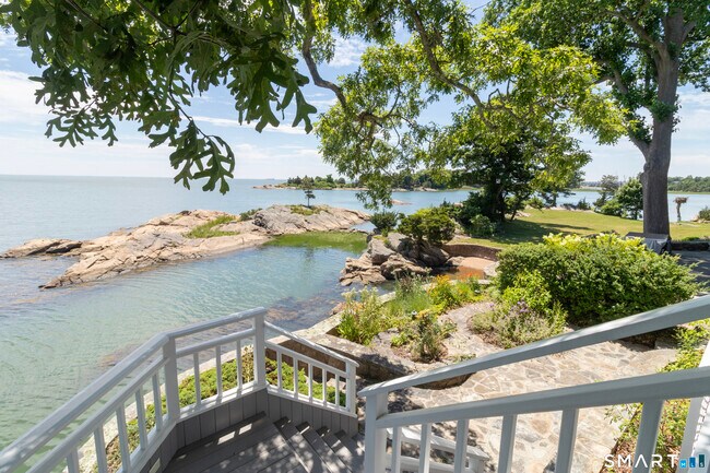 Building Photo - 18 Rockland Park