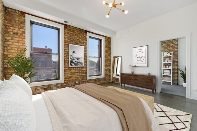 Building Photo - 06 - Mil 1371 LLC