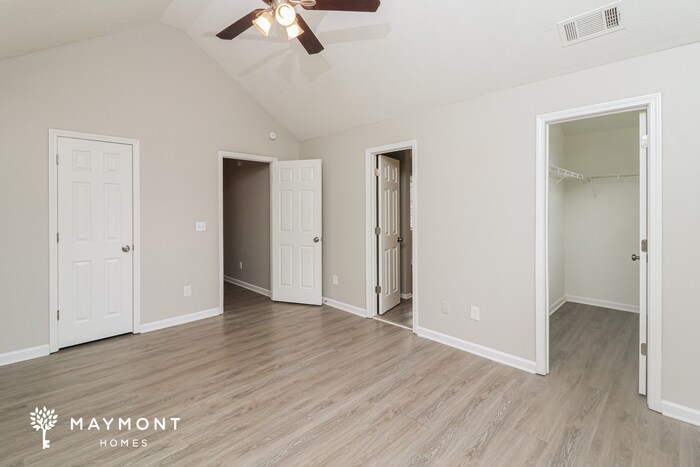 Building Photo - 4140 Clarks Tr