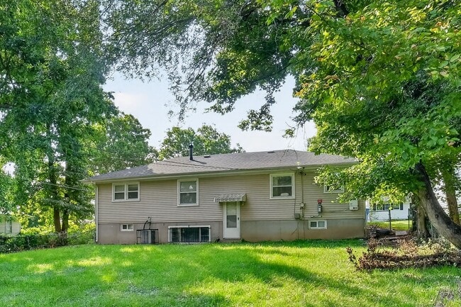 Building Photo - 2059 Wilbert Dr