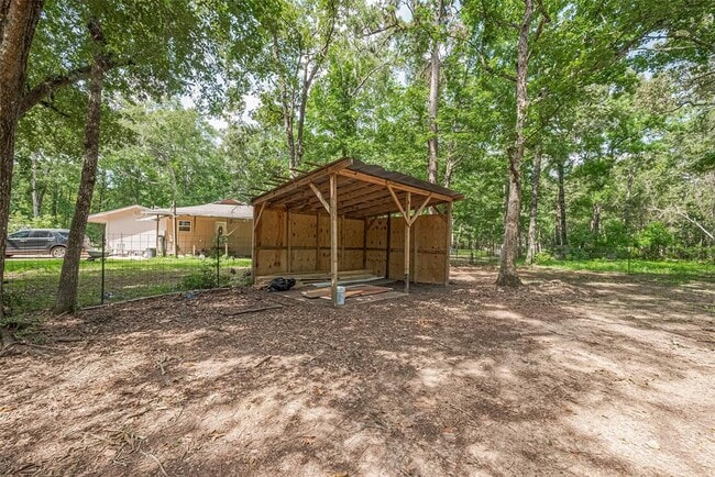 Building Photo - 5323 Forest Dr