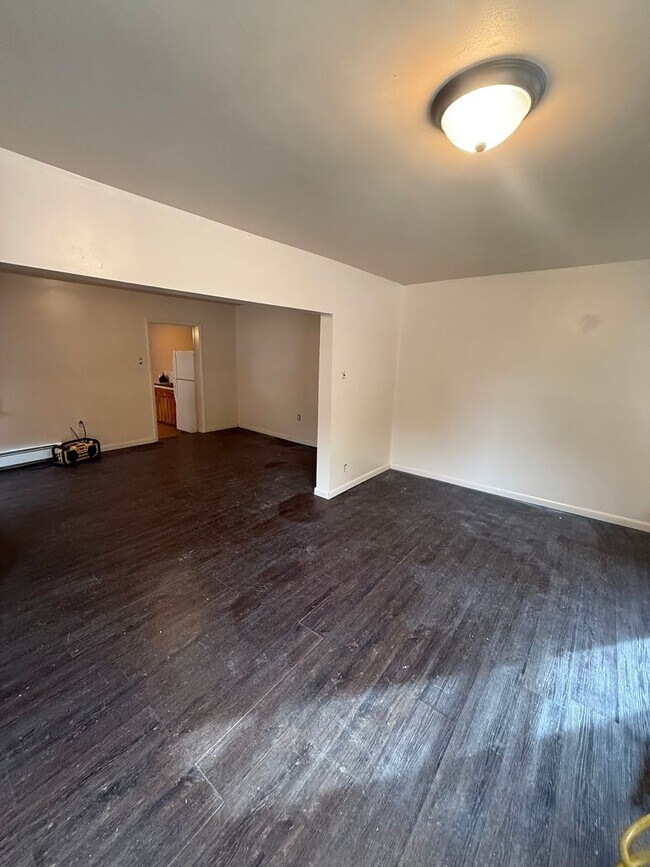 Building Photo - 2 bedroom possibly 3 with oversized Garage/Work Shop in Newville