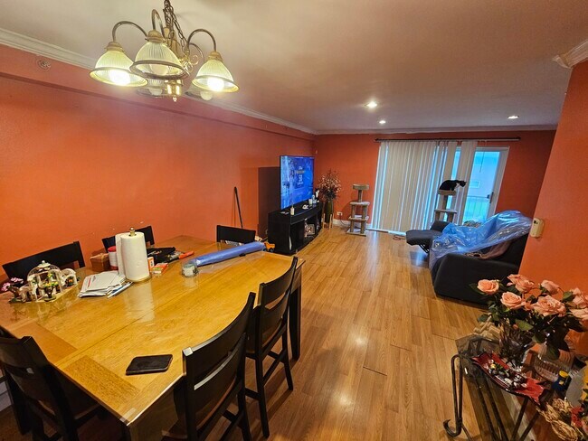 Building Photo - 1910 W Hatherleigh Ct