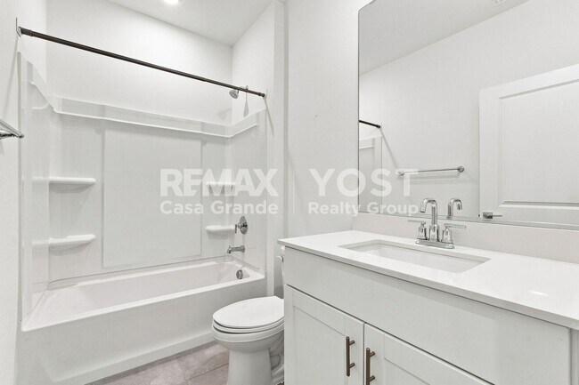 Building Photo - 2689 E Santa Ynez Dr