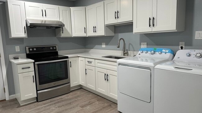 Building Photo - 38a Saco St