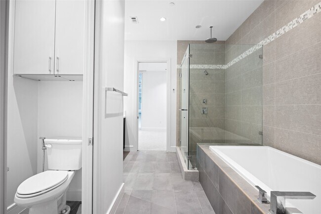 Building Photo - 4521 San Felipe St