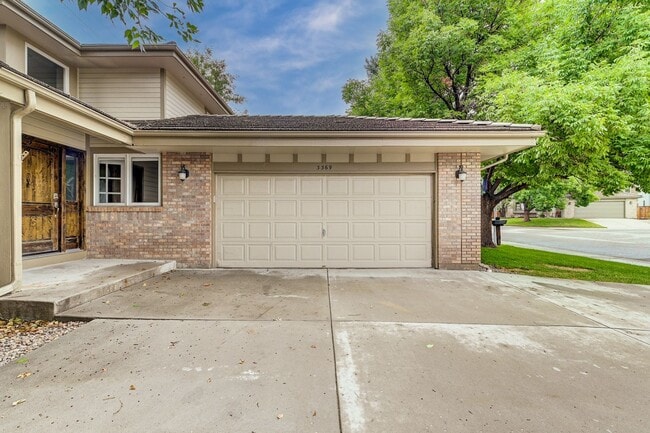 Building Photo - 3369 S Tulare Ct