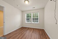 Building Photo - 306 Paladium Ct