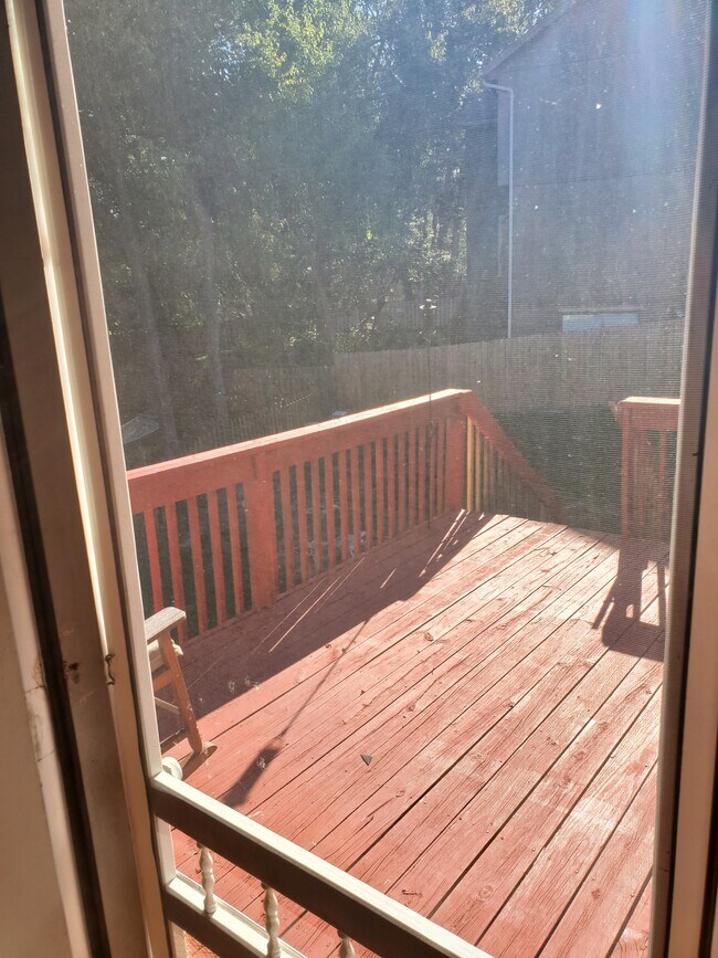 Building Photo - 14612 S Hallet St