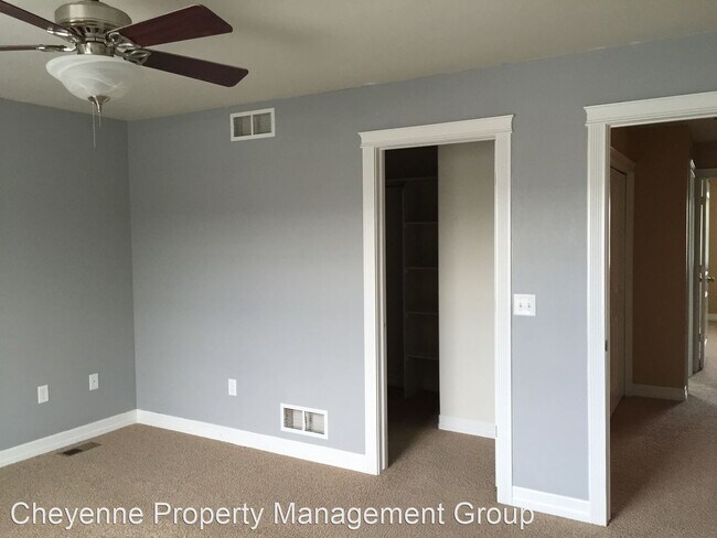 Building Photo - 3 br, 3 bath House - 4741 Harmon Ave