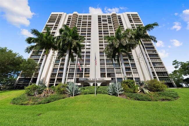 Building Photo - 3301 Bayshore Blvd