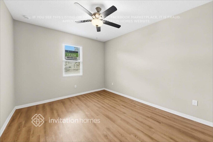 Building Photo - 14231 Seranoa Dr
