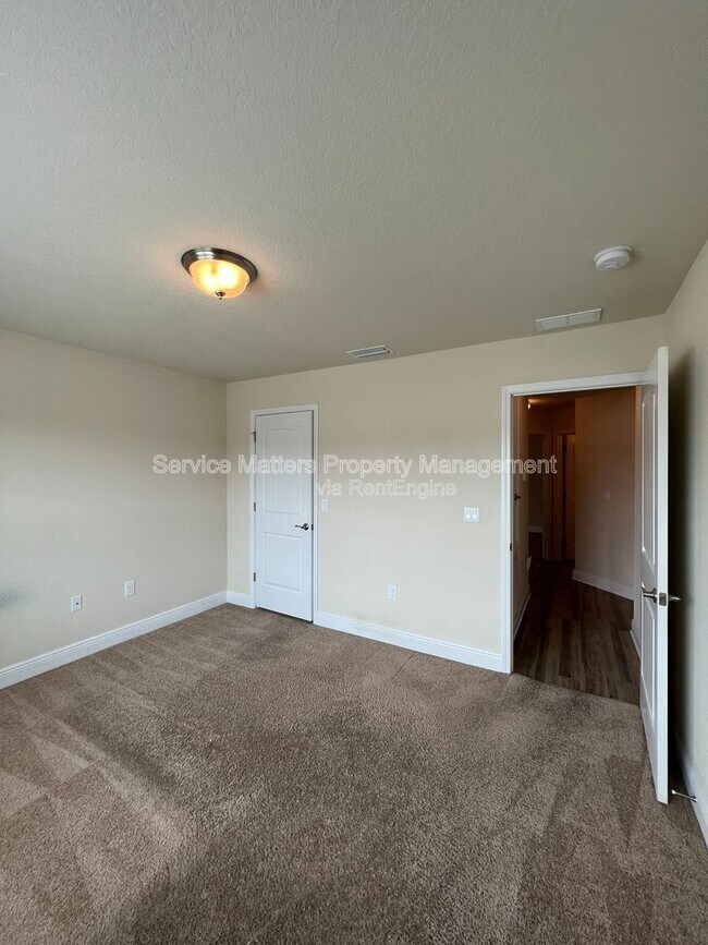 Building Photo - 5136 Carmell Ridge Cir