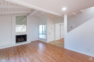 Building Photo - Recently Remodeled 3 Bedroom - Two Story B...