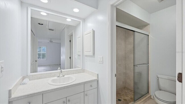 Building Photo - 5350 Myrtle Wood