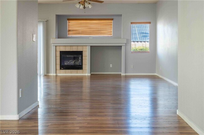 Building Photo - 10530 Santerno St