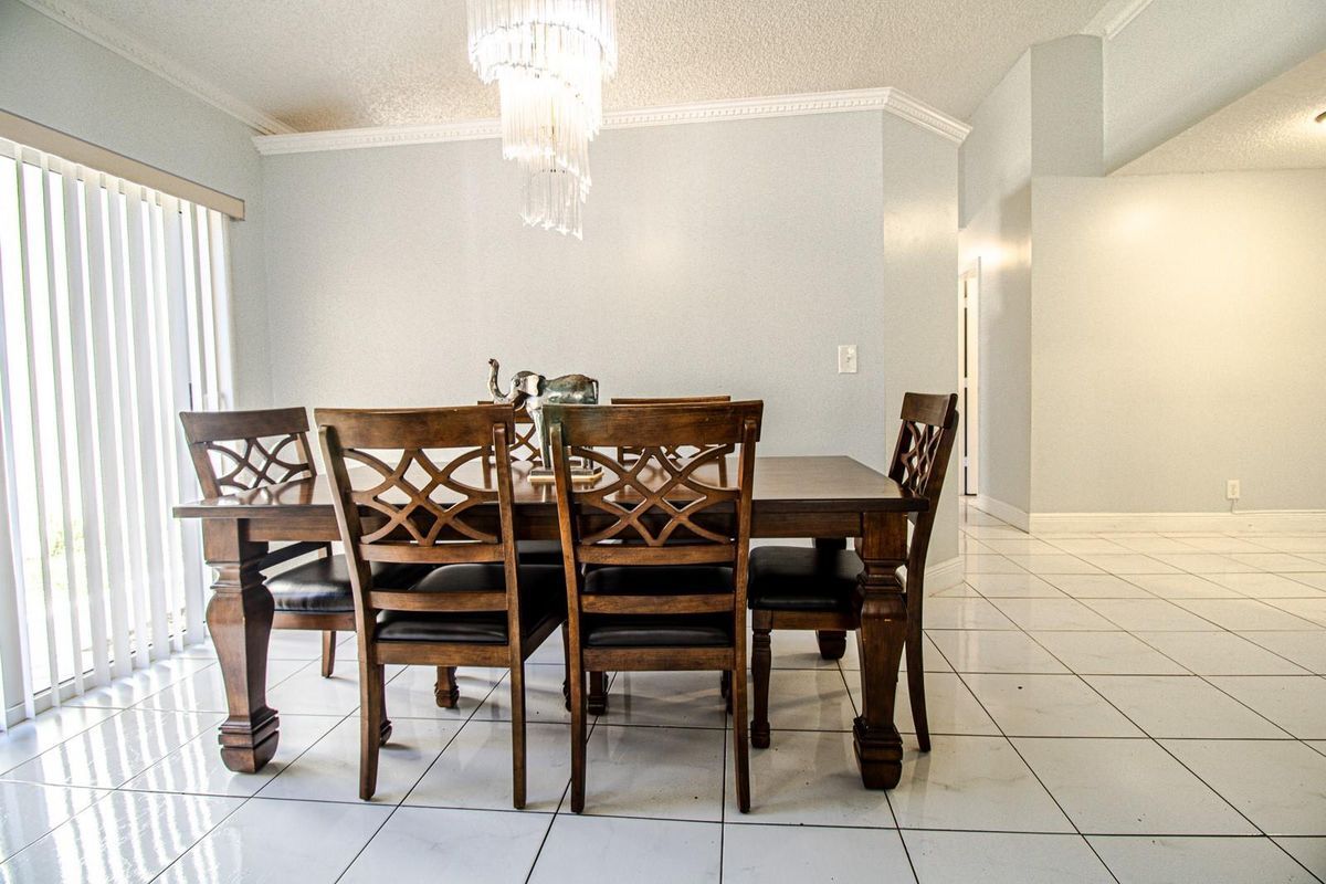 Building Photo - 6415 Amberjack Terrace