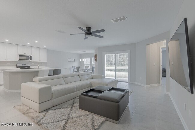 Building Photo - 4948 Big Pine Dr
