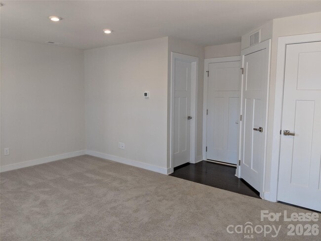 Building Photo - 3051 Salix Bend Dr