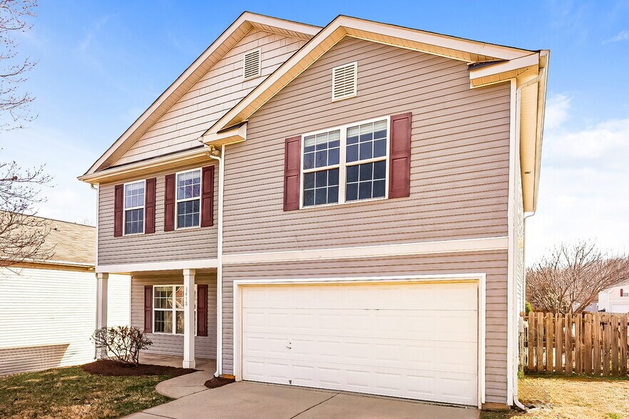 Building Photo - 1418 River Run Rd