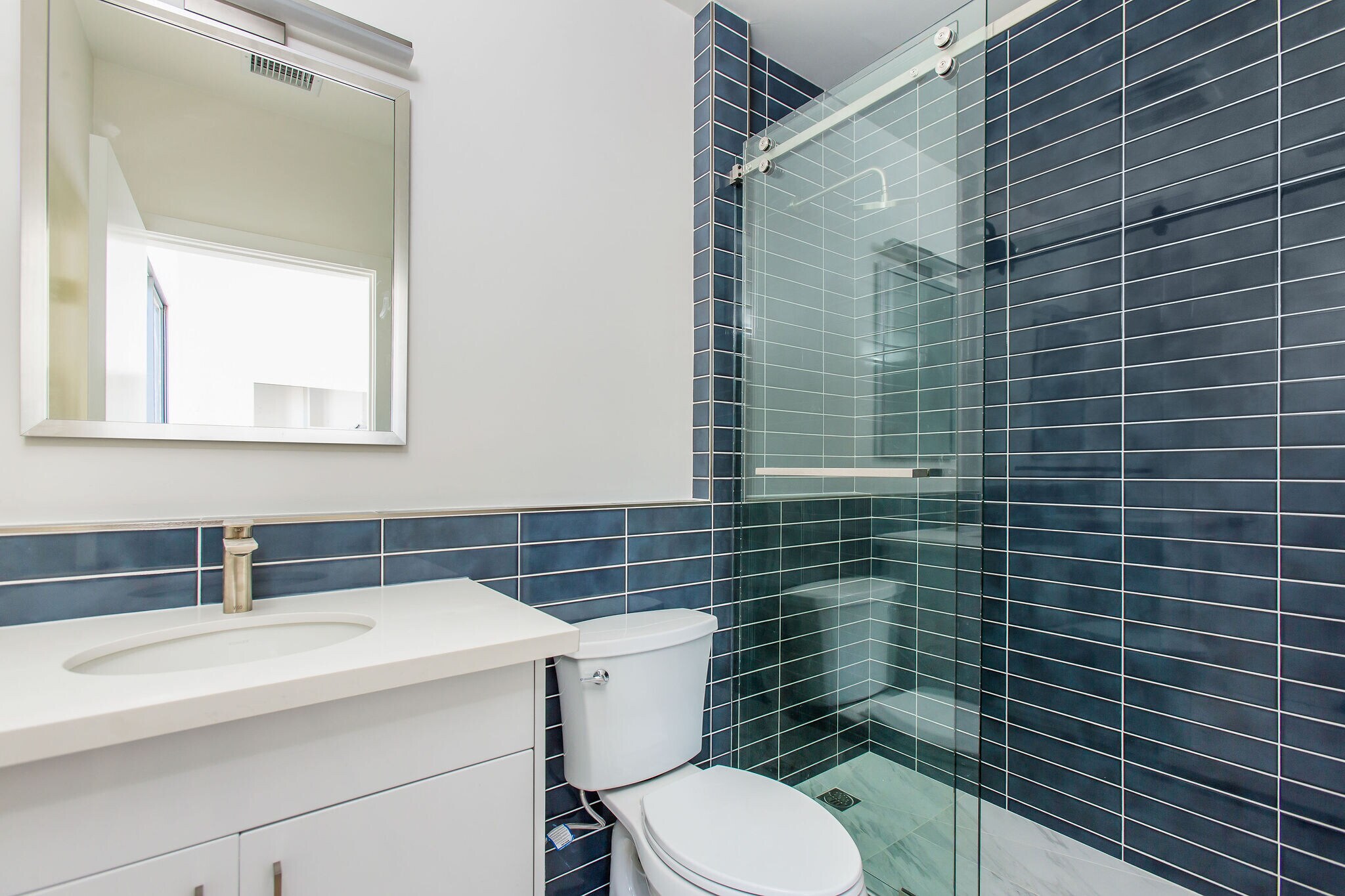 Building Photo - 2017 S Redondo Blvd