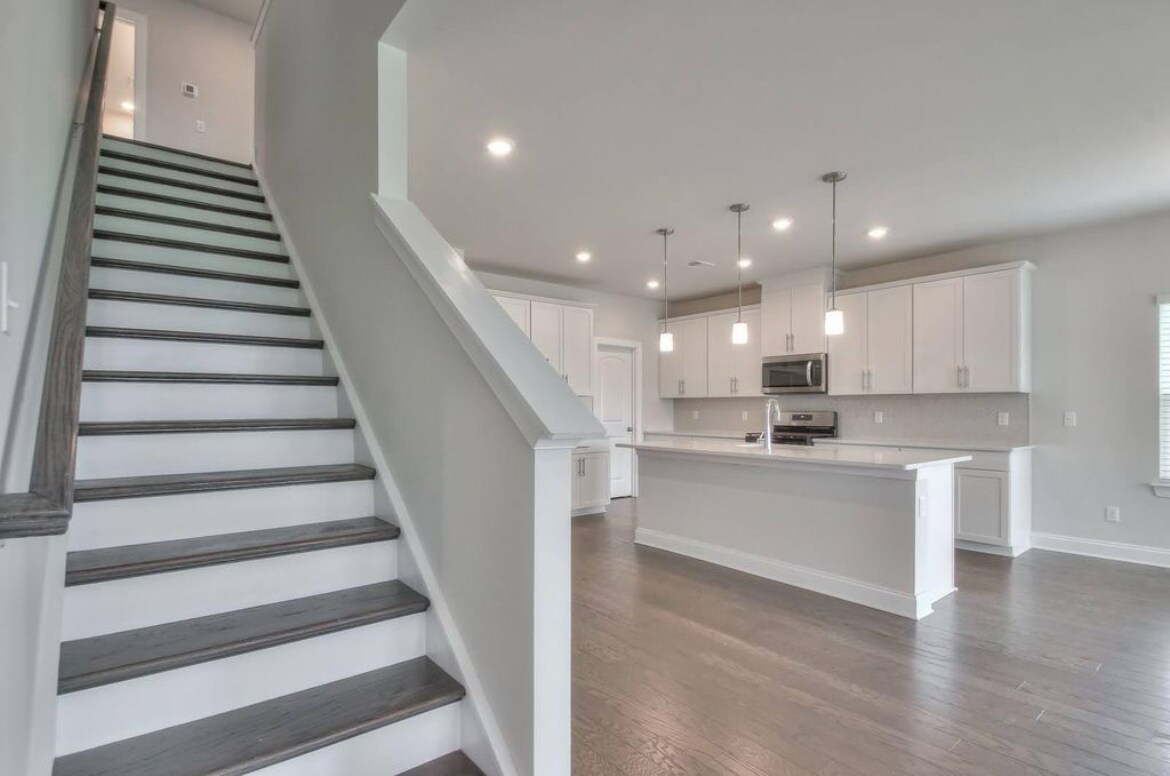 Building Photo - 1095 Holland Ridge Way