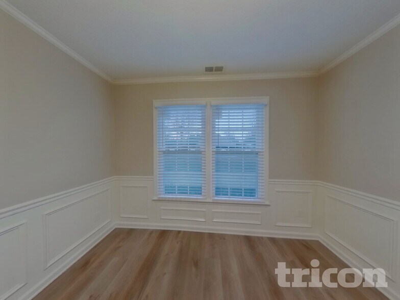 Building Photo - 8500 Hornwood Ct