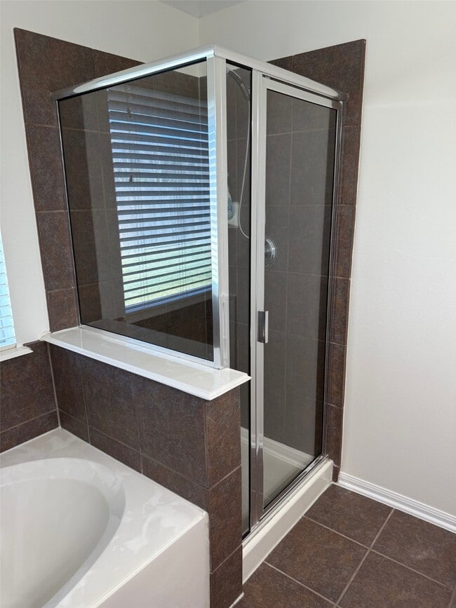 Building Photo - 16818 Ranger Ridge Dr