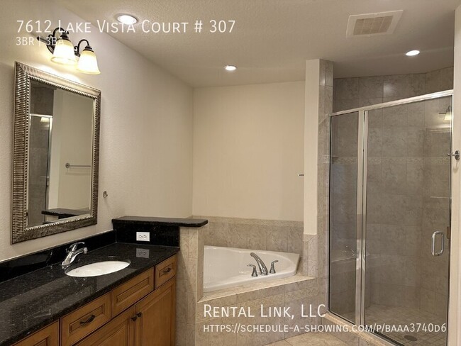 Building Photo - Views Views Views! 3 Bedroom Condo For Rent