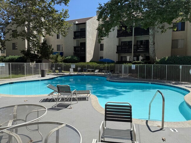 Building Photo - 13209 Summertime Ln