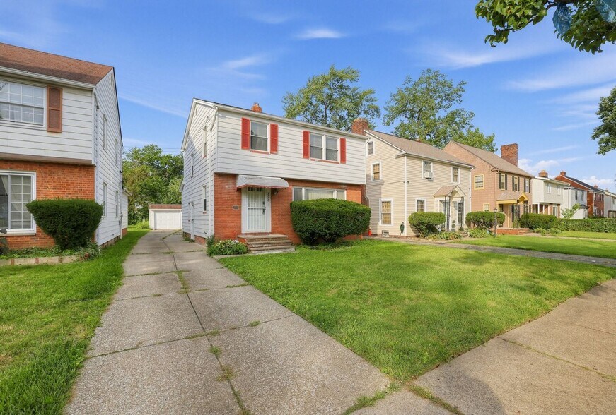 Building Photo - 3190 Ashwood Rd