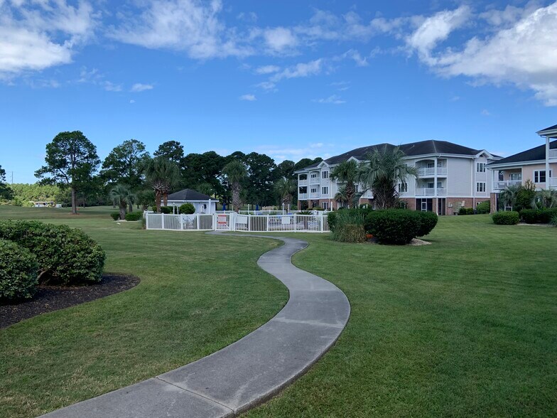 Building Photo - 4815 Orchid Way