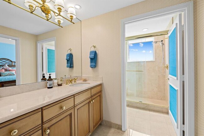 Building Photo - 3055 Harbor Dr