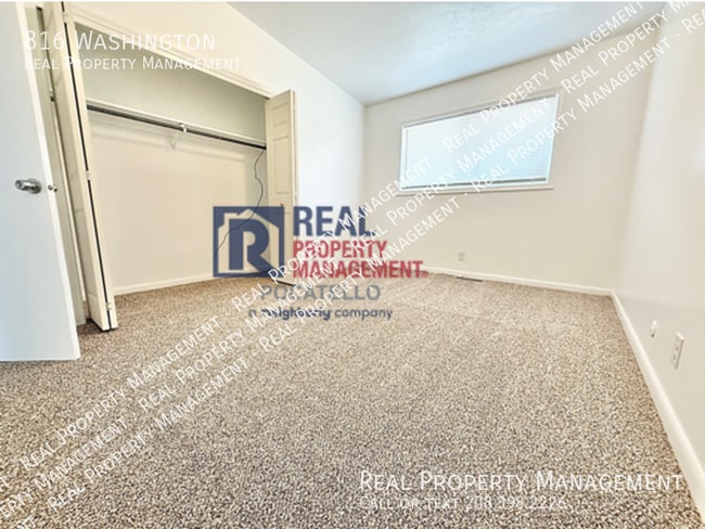 Building Photo - 816 Washington-