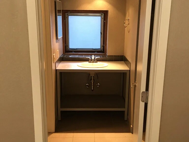 Building Photo - 3033 Blake St