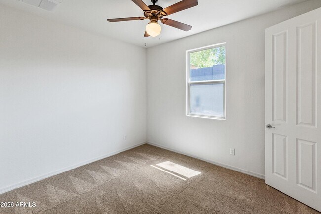 Building Photo - 16209 W La Ventilla Way