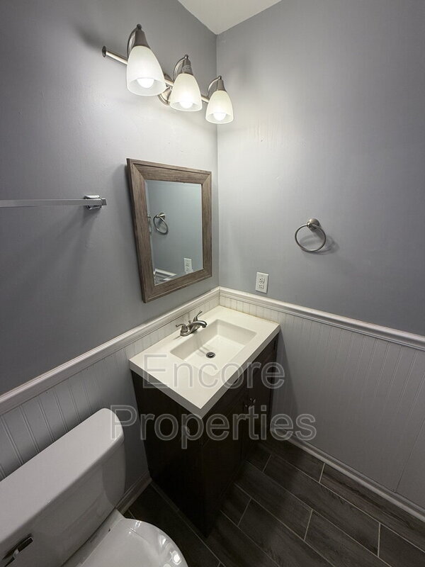 Building Photo - 3822 Charleston Park Dr