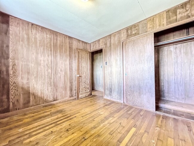 Building Photo - Pet Friendly Kailua House