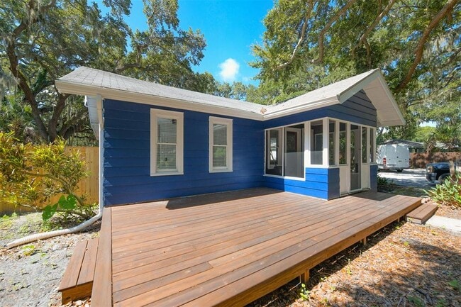 Building Photo - 1230 35th St