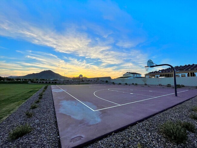 Building Photo - Single level, 4Bedrooms/3Bath TollBrother ...