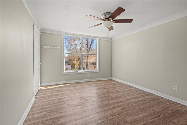 Building Photo - 1355 N Tuxedo St