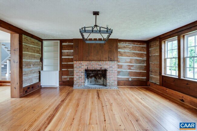 Building Photo - 1522 Oak Hill Ln