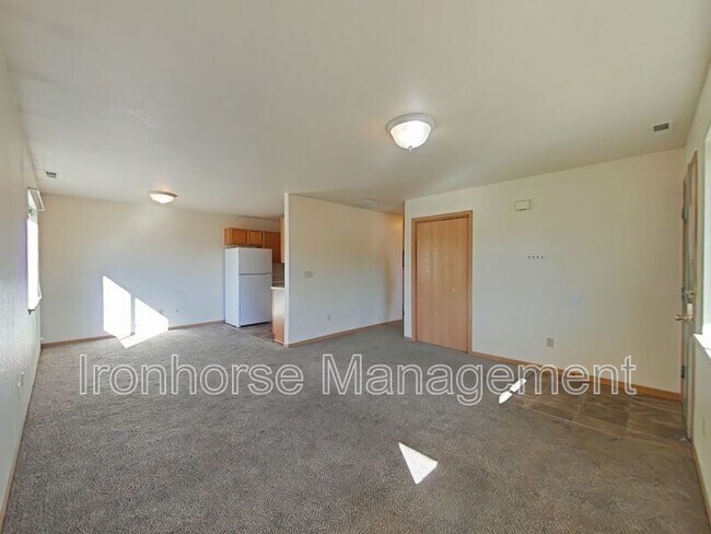 Building Photo - 2491 Wheeler Dr