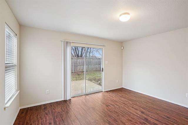 Building Photo - 9120 Sun Haven Way