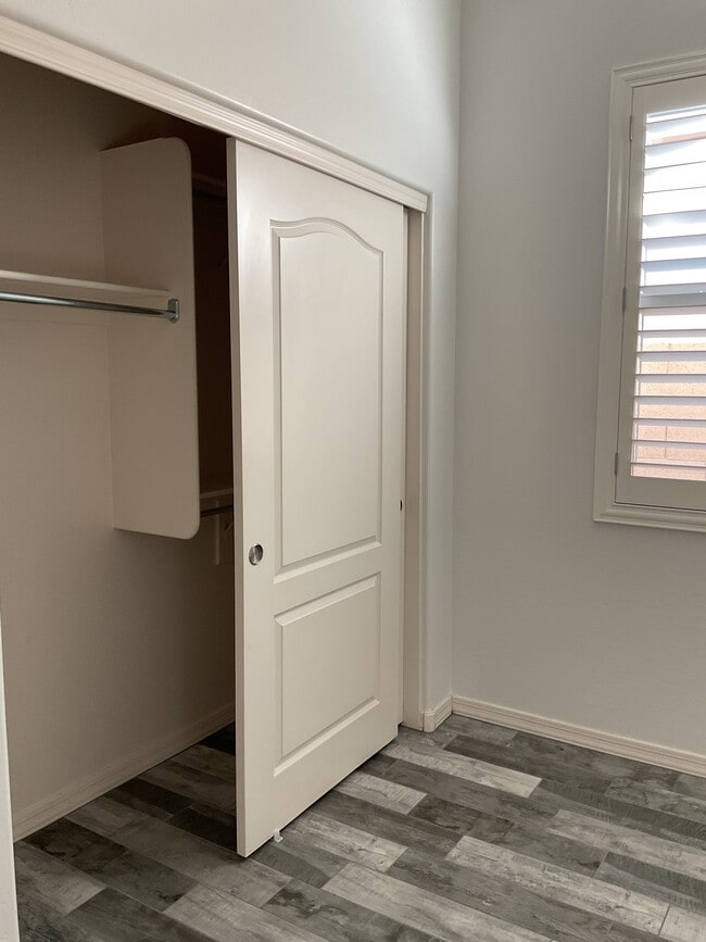 Building Photo - 20466 W Legend Trail