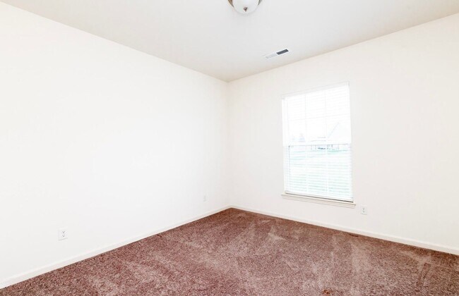 Building Photo - Caswell Springs - 4 bed, 3 full bath home