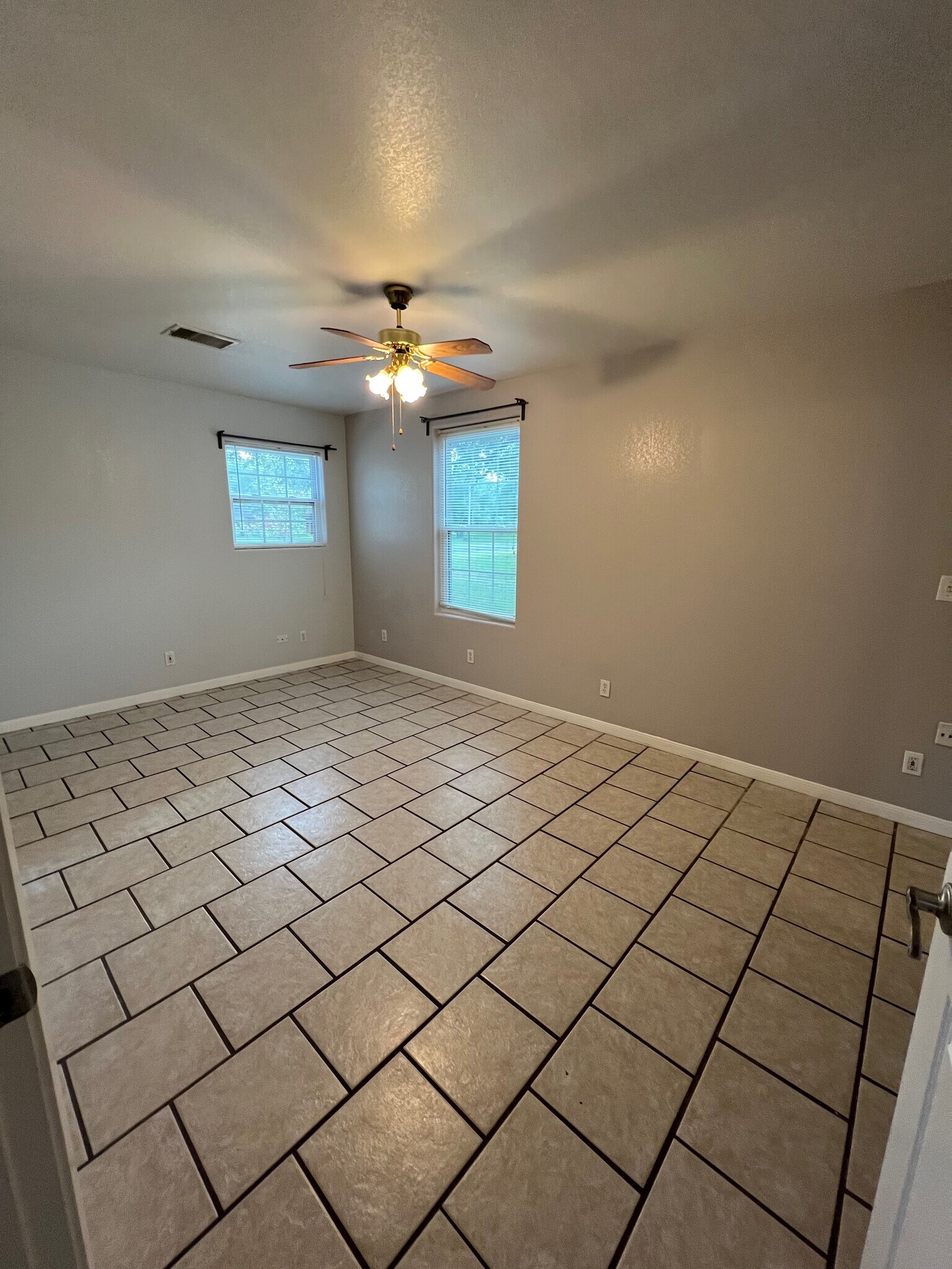 large second bedroom - 1306 8th St